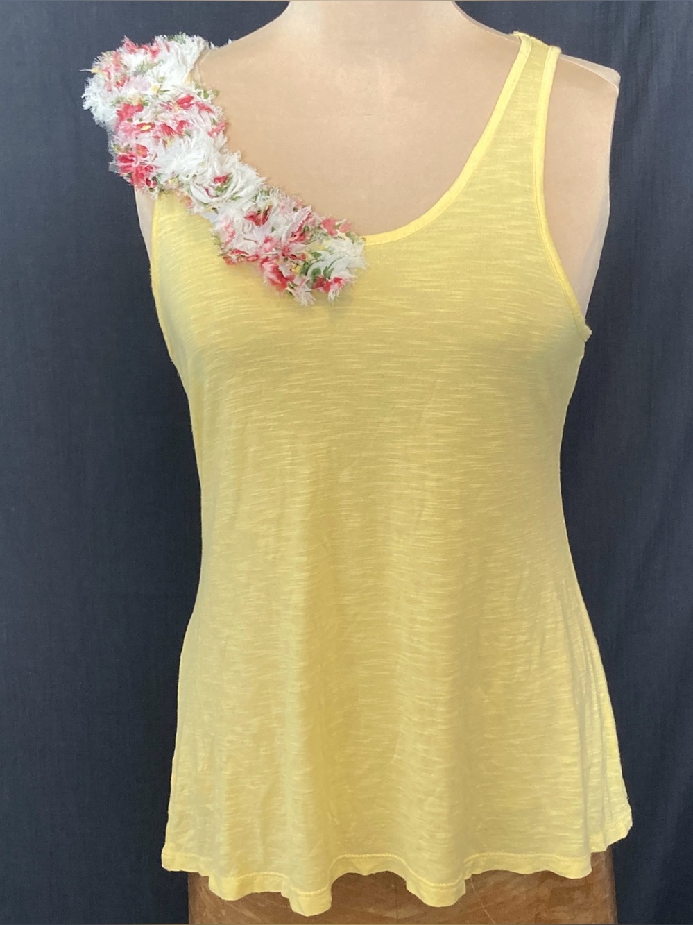 Voice Branch Lightweight Yellow Tank Top with Floral Embellishment